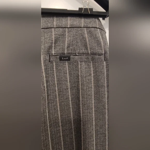 Brand New Lee Women’s Comfort Waist Pull-On Bootcut Pants - Picture 4 of 10